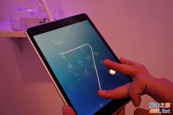 USB正反随便插 1599元运行Android 5.0诺基亚平板现场实拍图赏