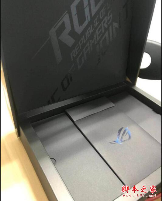 ROG枪神3值不值得买？ROG枪神3高端游戏本全面图解评测及拆解