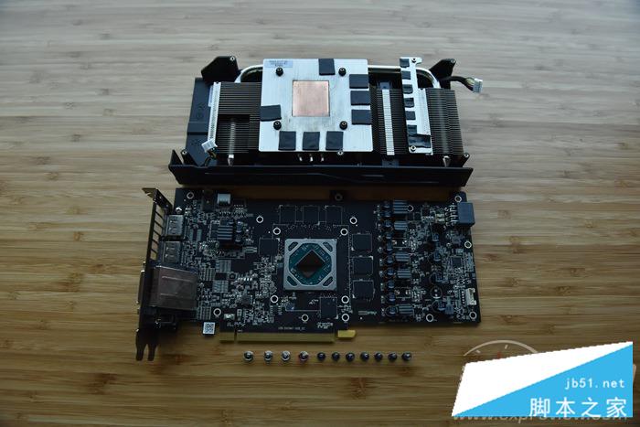 蓝宝石RX 470超白金显卡图赏+拆解图