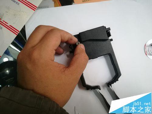 富士通DPK8300E针式打印机怎么换色带?