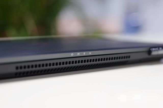 做工散热都非常优秀 惠普暗影精灵II笔记本拆机图解全过程