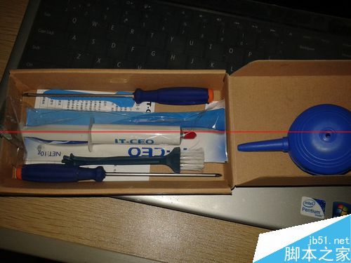 东芝L700怎么拆机清灰？
