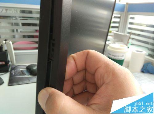 联想LS2014wD显示器该怎么拆机?