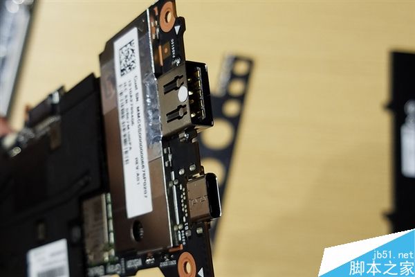 12.5英寸版和13.3英寸版有哪些区别?小米笔记本Air开箱/拆解