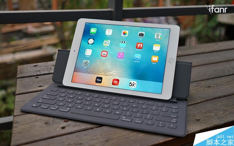 9.7英寸iPad Pro全面评测：背后的摄像头凸起遭吐槽