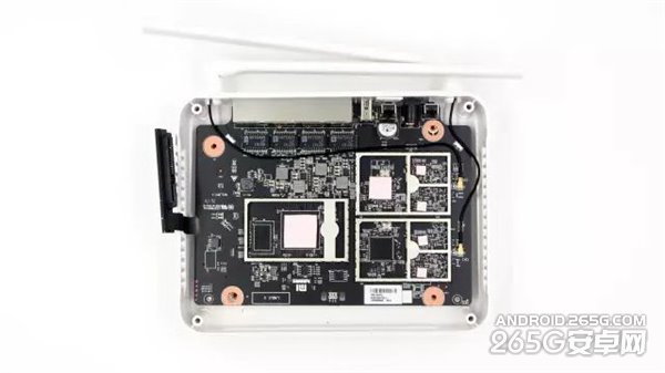 (图文)标准版的全新小米路由器拆解评测 硬盘可以自己换