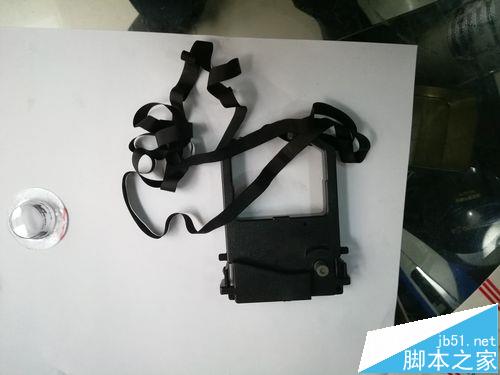 富士通DPK8300E针式打印机怎么换色带?
