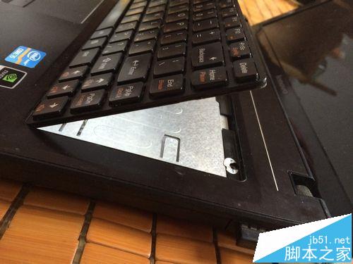 联想g480笔记本怎么拆机清灰并涂抹硅脂?