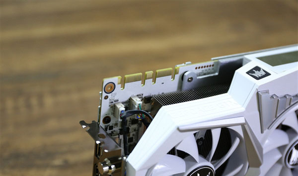 颜值爆表 影驰GTX1080Ti名人堂限量版开箱及拆解图赏