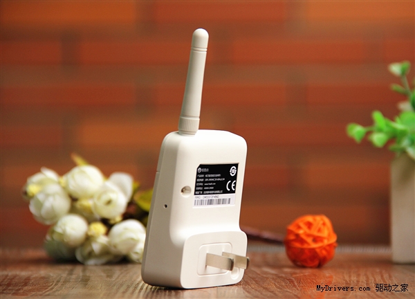 300Mbps Wi-Fi增强神器新版极卫星2015开箱图赏