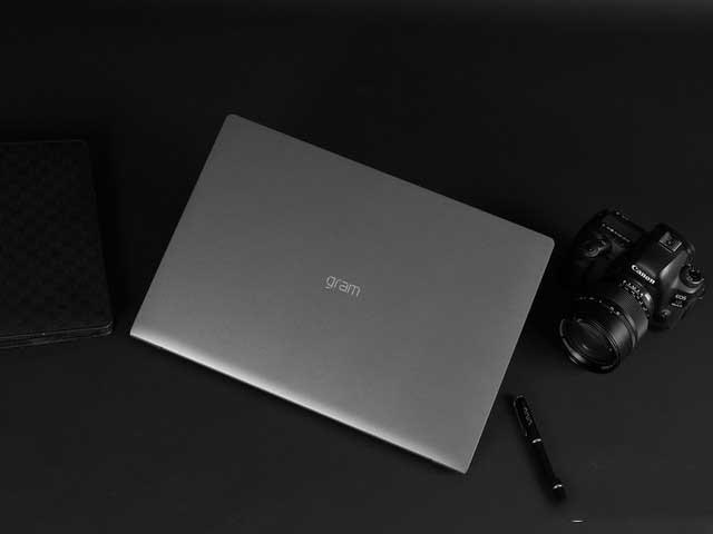 大屏轻薄笔记本 17英寸LG gram详细图文评测