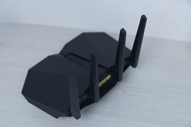 华硕RT-AX82U路由器值得入手吗?华硕RT-AX82U路由器评测