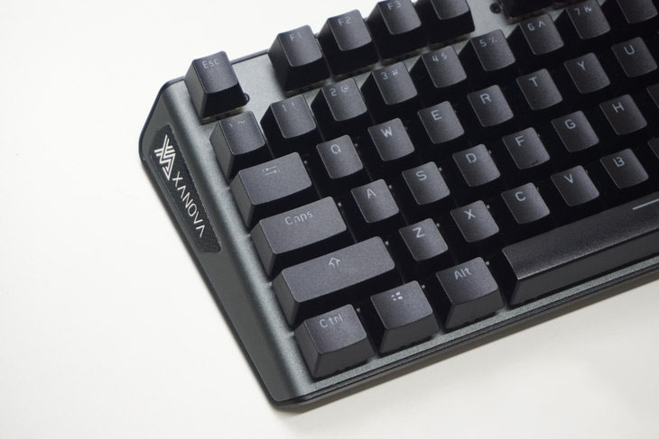 德国Cherry MX轴 影驰星极XANOVA磁爆 XK700 RGB键盘详细图文评测