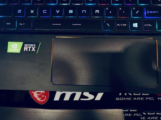 具备电竞级RTX2080却不到19mm 微星绝影GS75评测介绍