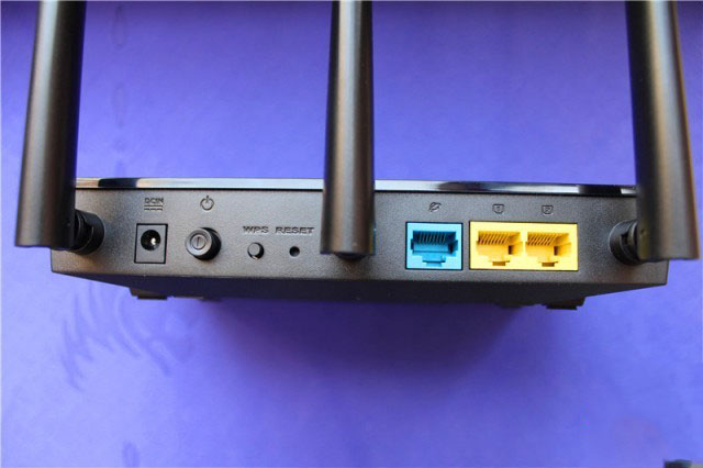 华硕RT-AC53怎么样？华硕RT-AC53 750M双频无线路由器开箱评测
