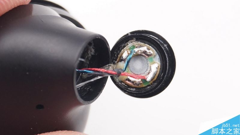 FIIL T1真无线入耳式TWS蓝牙耳机拆解图解评测
