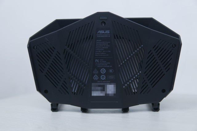 华硕RT-AX82U路由器值得入手吗?华硕RT-AX82U路由器评测