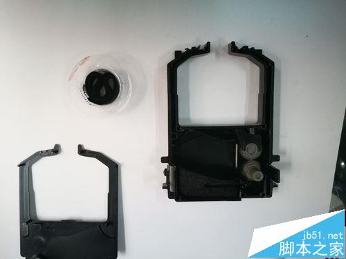 富士通DPK8300E针式打印机怎么换色带?