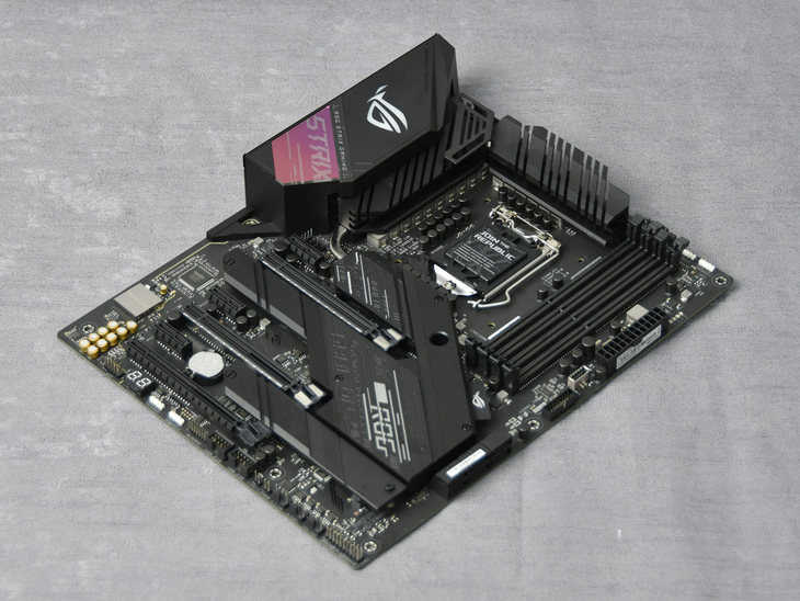 华硕电竞主板 华硕rog strix z490-e gaming评测