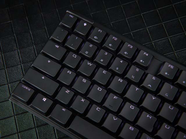薄若刀锋 LP轴首秀 CHERRY MX10.0机械键盘详细图文评测