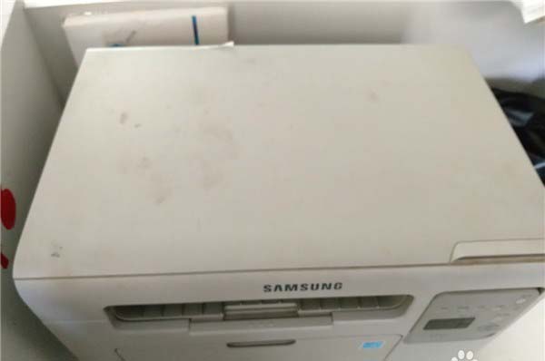 三星scx3401打印机怎么更换墨盒?