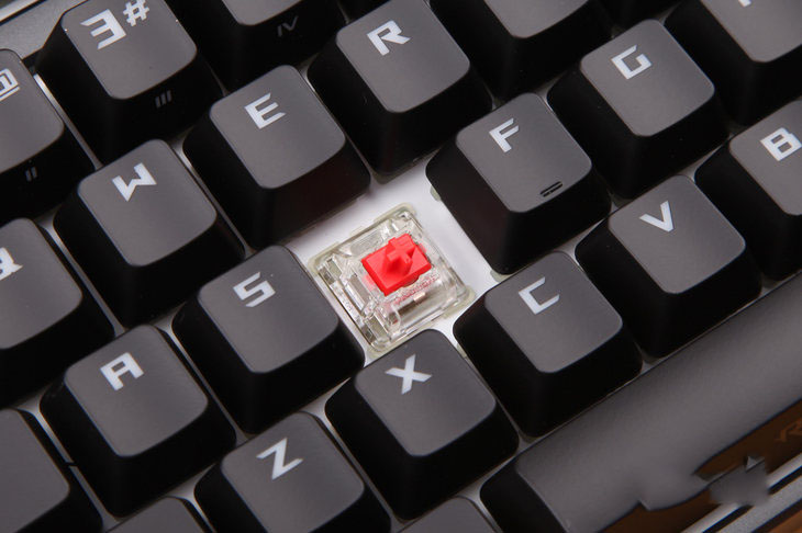 炫酷个性 信仰加成 ROG STRIX FLARE机械键盘详细图文测评