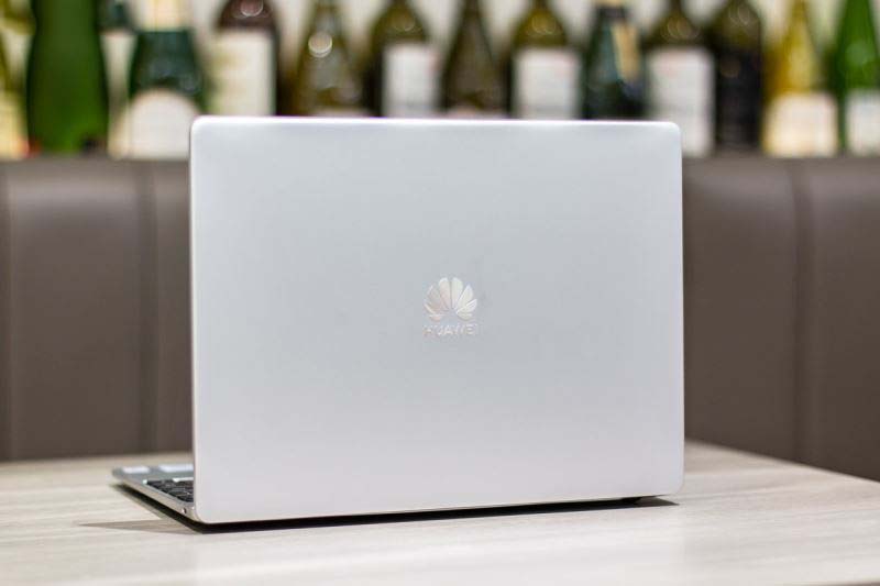 华为MateBook 13 i3版性能如何 华为MateBook 13 i3版笔记本上手体验