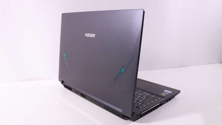 神舟战神Z7-CT7NA值得买吗 GTX 1660Ti游戏本神舟战神Z7-CT7NA全面评测