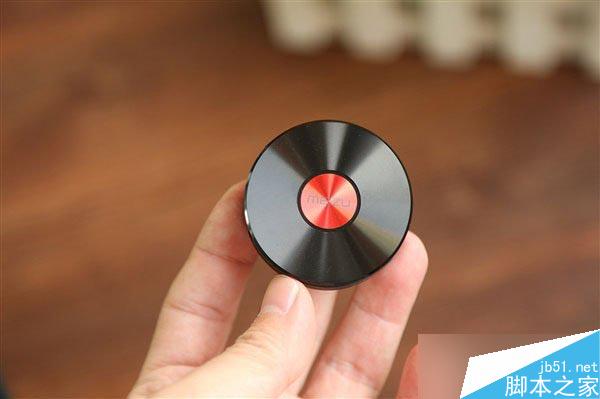 魅族原创音乐32GB OTG U盘开箱图赏 黑胶唱片设计逼格很高