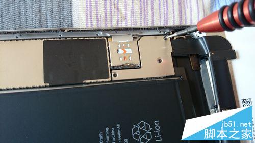 如何为iPadmini更换坏了的显示屏(内屏、液晶屏)?