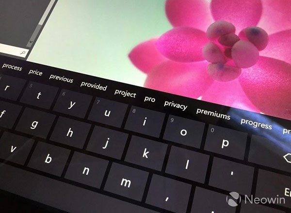 Win10的虚拟键盘新增了文本预测功能