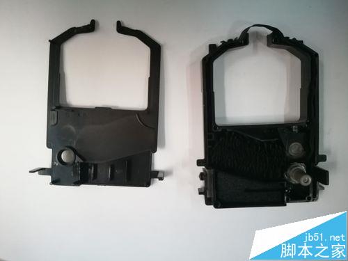富士通DPK8300E针式打印机怎么换色带?