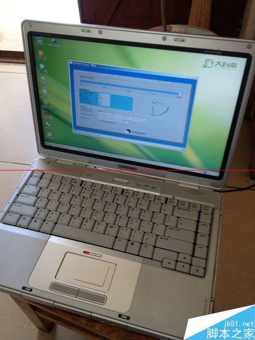 联想天逸f30用ghost安装XP停在Windows开机画面怎么办？