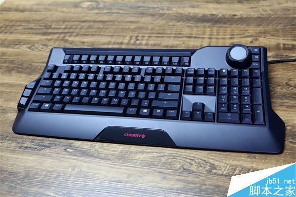 Cherry樱桃MX BOARD 9.0机械键盘图赏:定位专业电竞