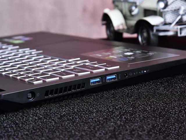 雷神第五代911笔记本性能怎么样 雷神第五代911游戏本深度评测