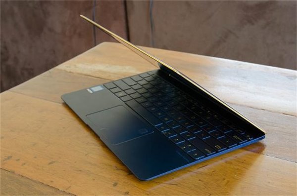 华硕笔记本ZenBook3值不值得买？华硕笔记本ZenBook3上手体验评测