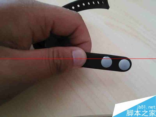 小米手环断了不能带了该怎么办呢？