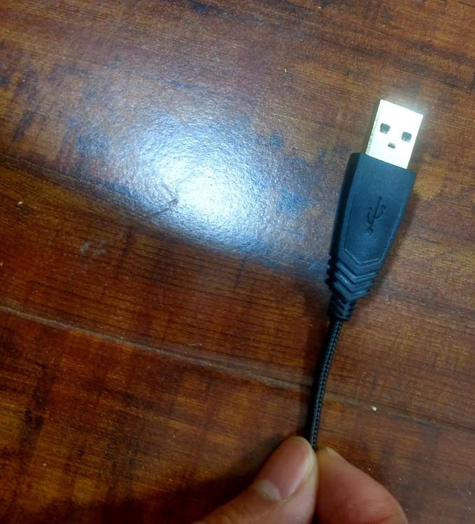 雷柏V16鼠标怎么样? 雷柏V16鼠标的测评分析