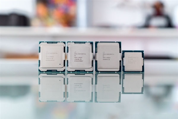 Intel Core i9 7900X体验测评：单核性能不敌i7-7740X