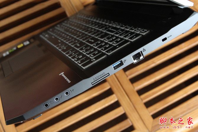 未来人类T7值得买吗？2017未来人类T7游戏本搭载GTX1070全面深度评测图解
