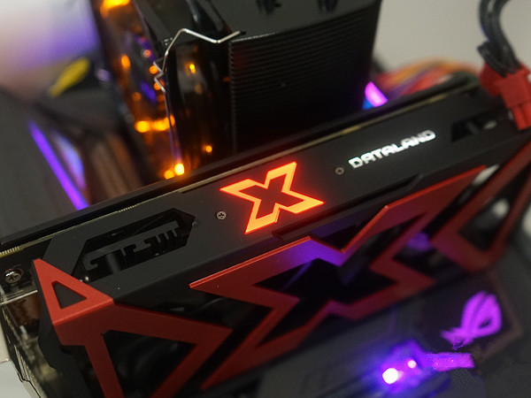 AMD RX560值得买吗？AMD RX560显卡详细首发评测+拆解图