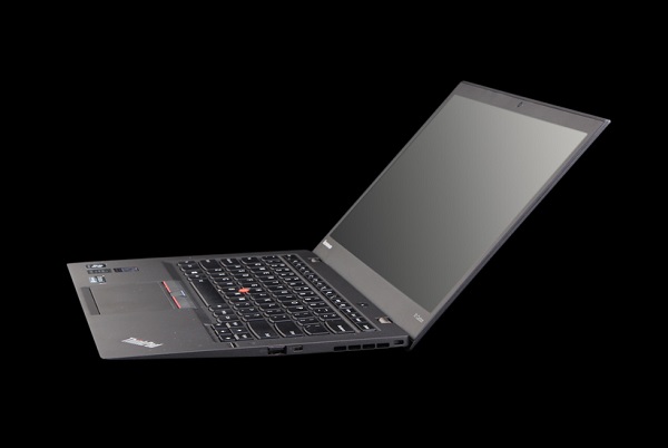 超级小黑本 2015新联想ThinkPad X1 Carbon笔记本真机图赏