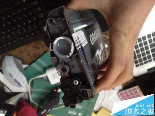 联想M7205打印机怎么添加油墨?