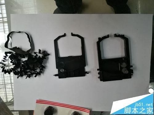 富士通DPK8300E针式打印机怎么换色带?