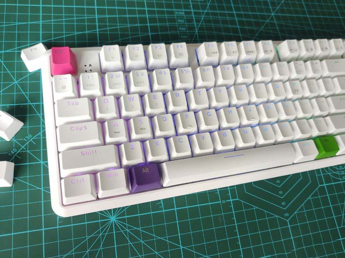 黑爵K870T蓝牙机械键盘怎么样 黑爵K870T蓝牙机械键盘评测