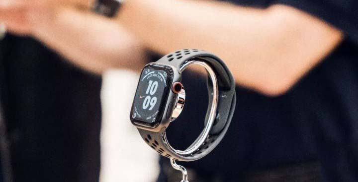 Apple Watch Series5评测 Apple Watch Series5值不值得入手