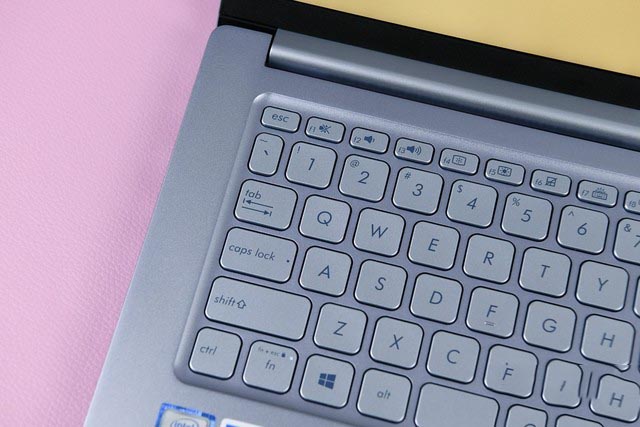 24小时长效影音续航 adol(a豆)笔记本14详细图文评测