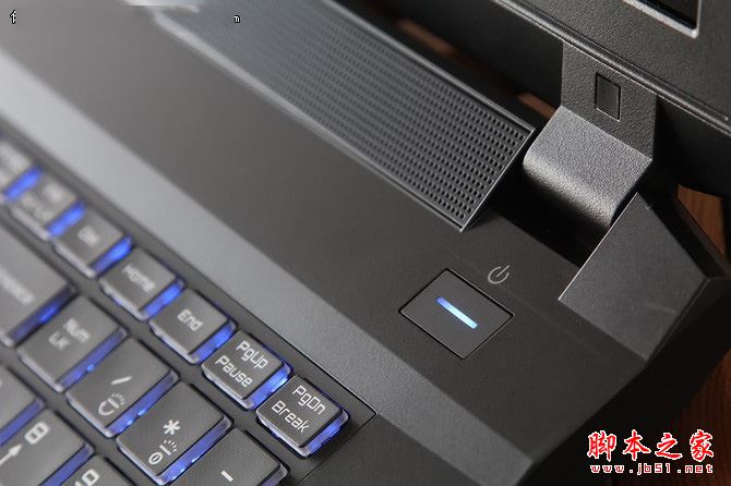 未来人类T7值得买吗？2017未来人类T7游戏本搭载GTX1070全面深度评测图解