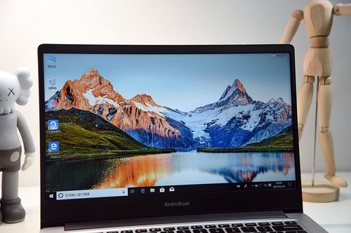 RedmiBook 14值得买吗 RedmiBook 14笔记本详细图解评测