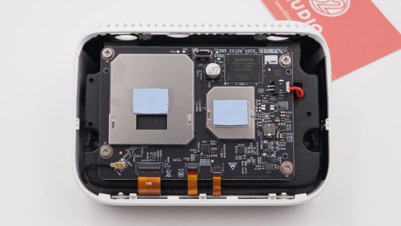 小米小爱触屏音箱内部做工好不好 小米小爱触屏音箱拆解全过程评测